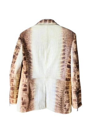 Textured jacket with a crocodile pattern 